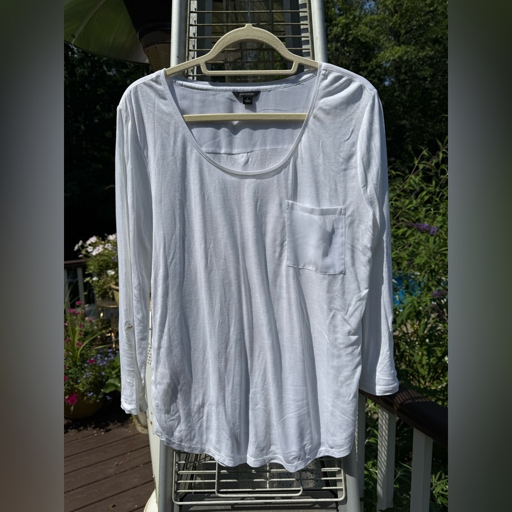 Ann Taylor Classic White Top